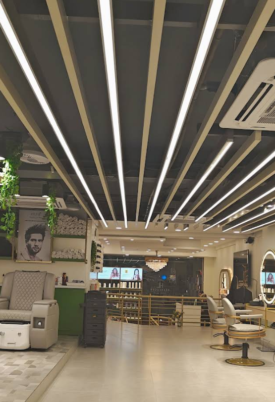 Headlocks Luxury Salon glimpse 6